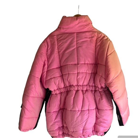 Vintage CHANEL 90s Rare collectible pink silk puffer coat - Picture 4 of 11